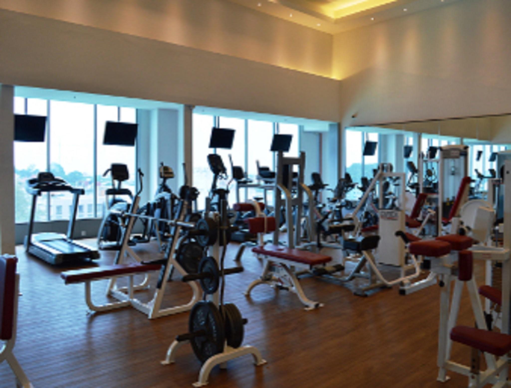 Gurney Bay Hotel, A Parkroyal Partner Hotel George Town Ngoại thất bức ảnh The gym at the hotel